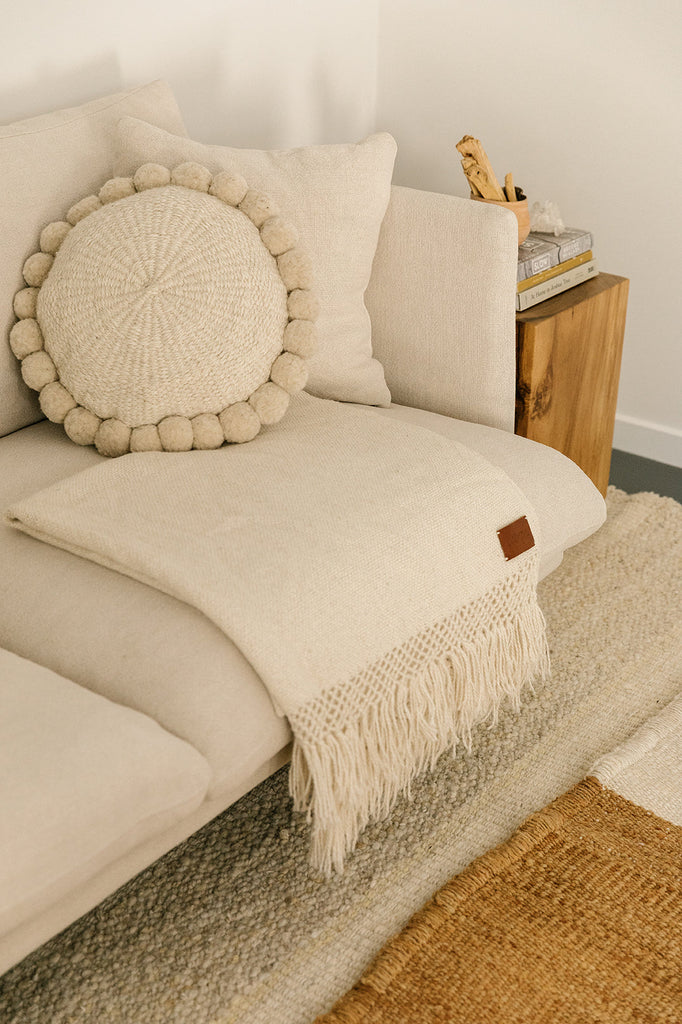 Classica Pom Pom Cushion Medium | Natural