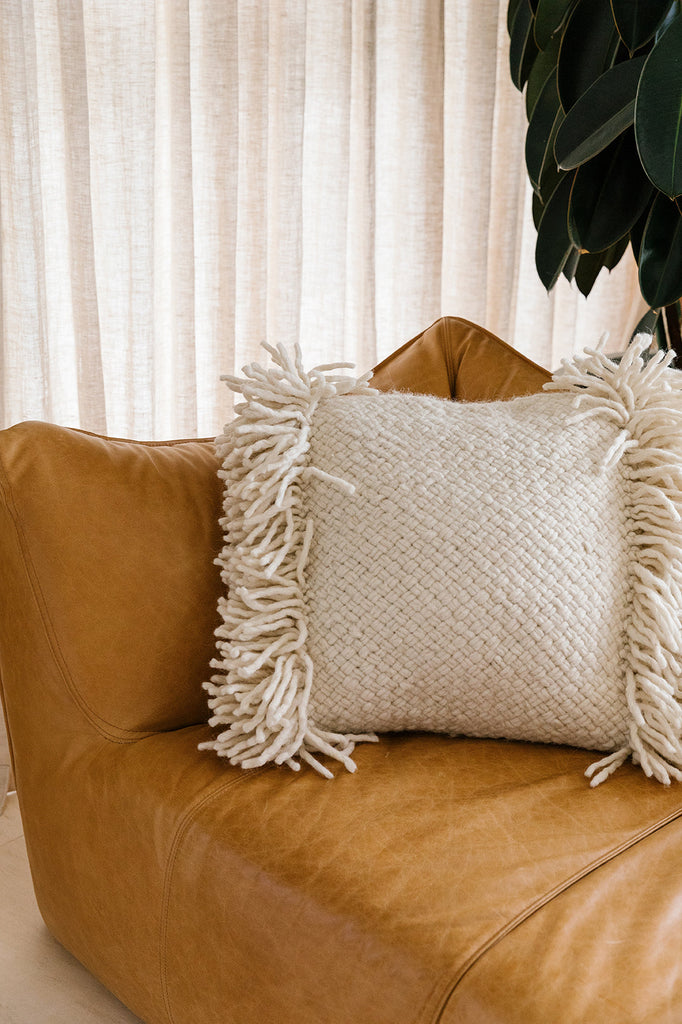 Classica Chunky Tassel Cushion | Natural