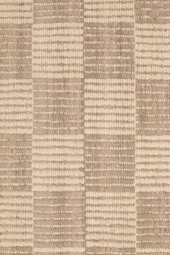 Lara Runner | Sand & Natural