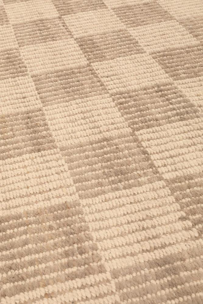 Lara Runner | Sand & Natural
