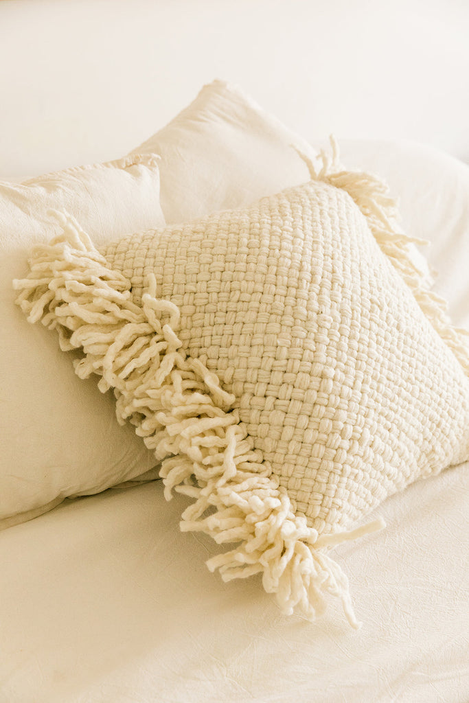 Classica Chunky Tassel Cushion | Natural