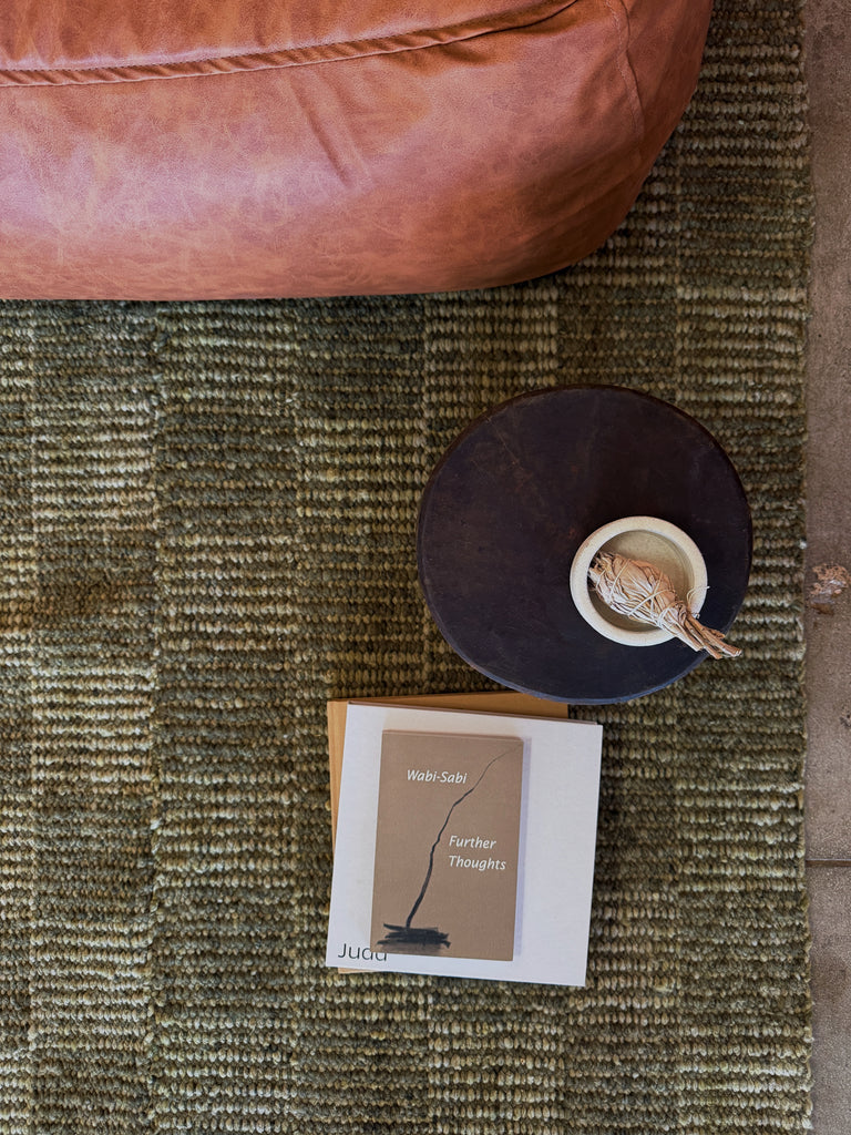 Lara | Moss & Pistachio