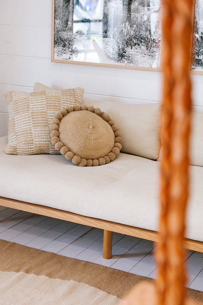 Classica Pom Pom Cushion Medium | Sand
