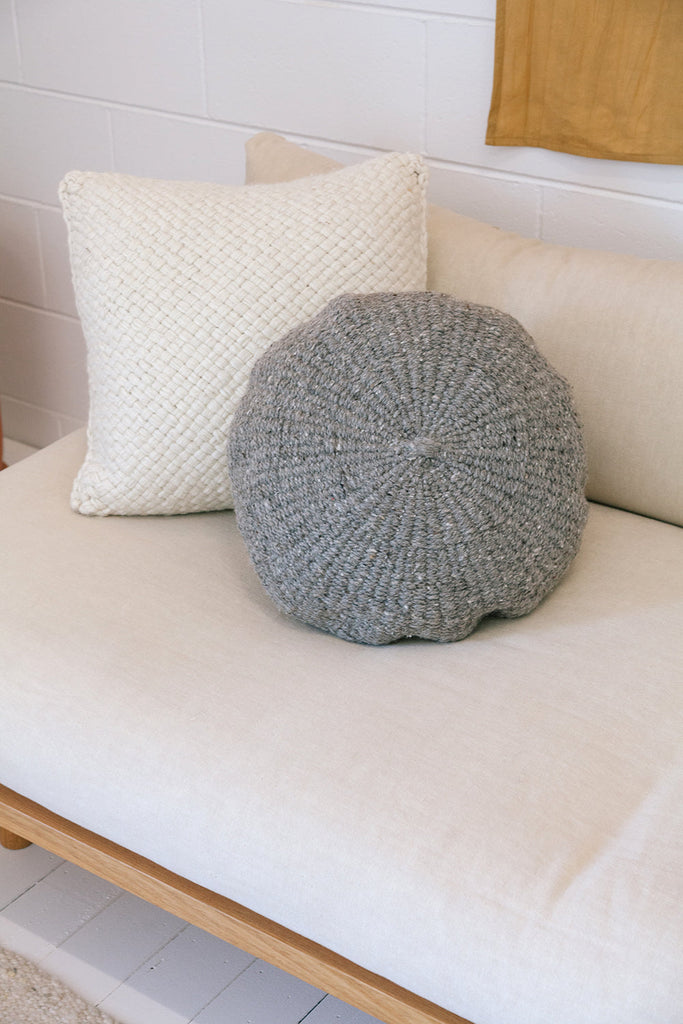 Classica Round Cushion | Grey