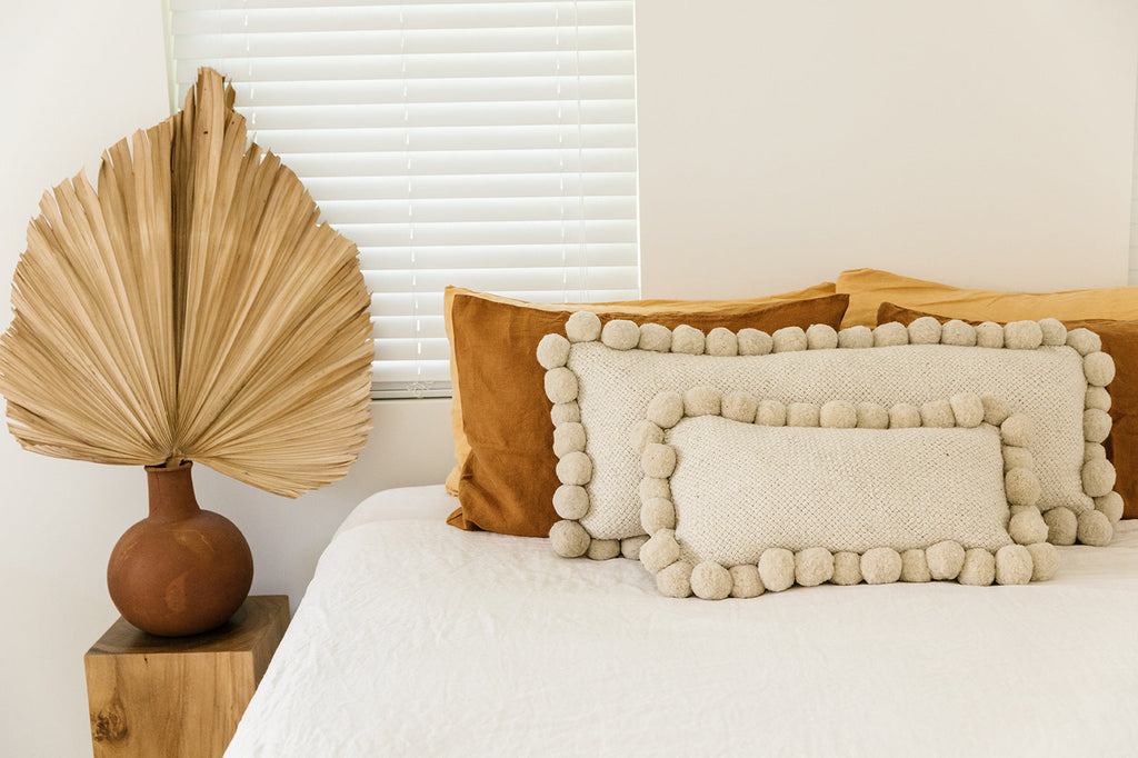 Classica Pom Pom Lumbar Cushion | Natural