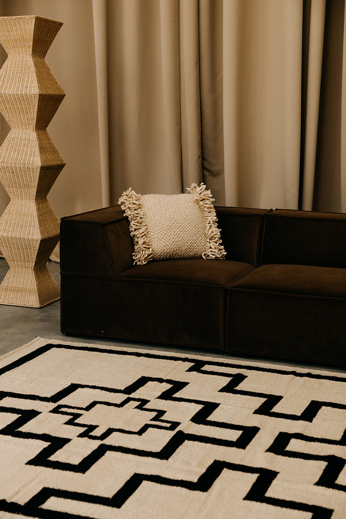 Classica Chunky Tassel Cushion | Sand