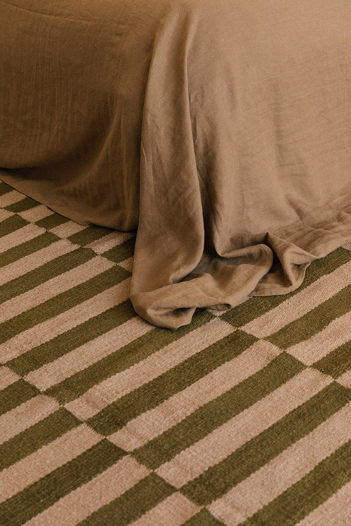 Forma #2 |  Olive & Camel