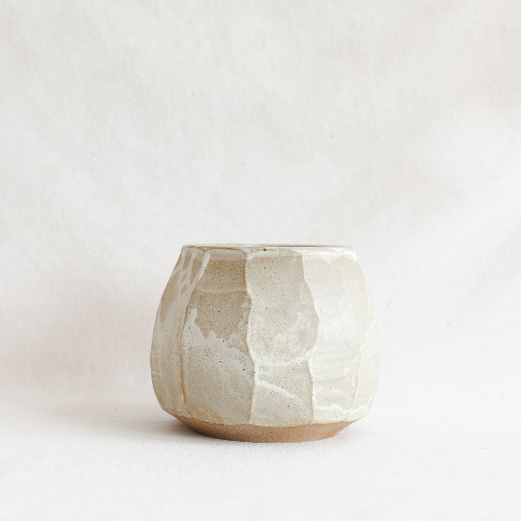 Facet Planter | White