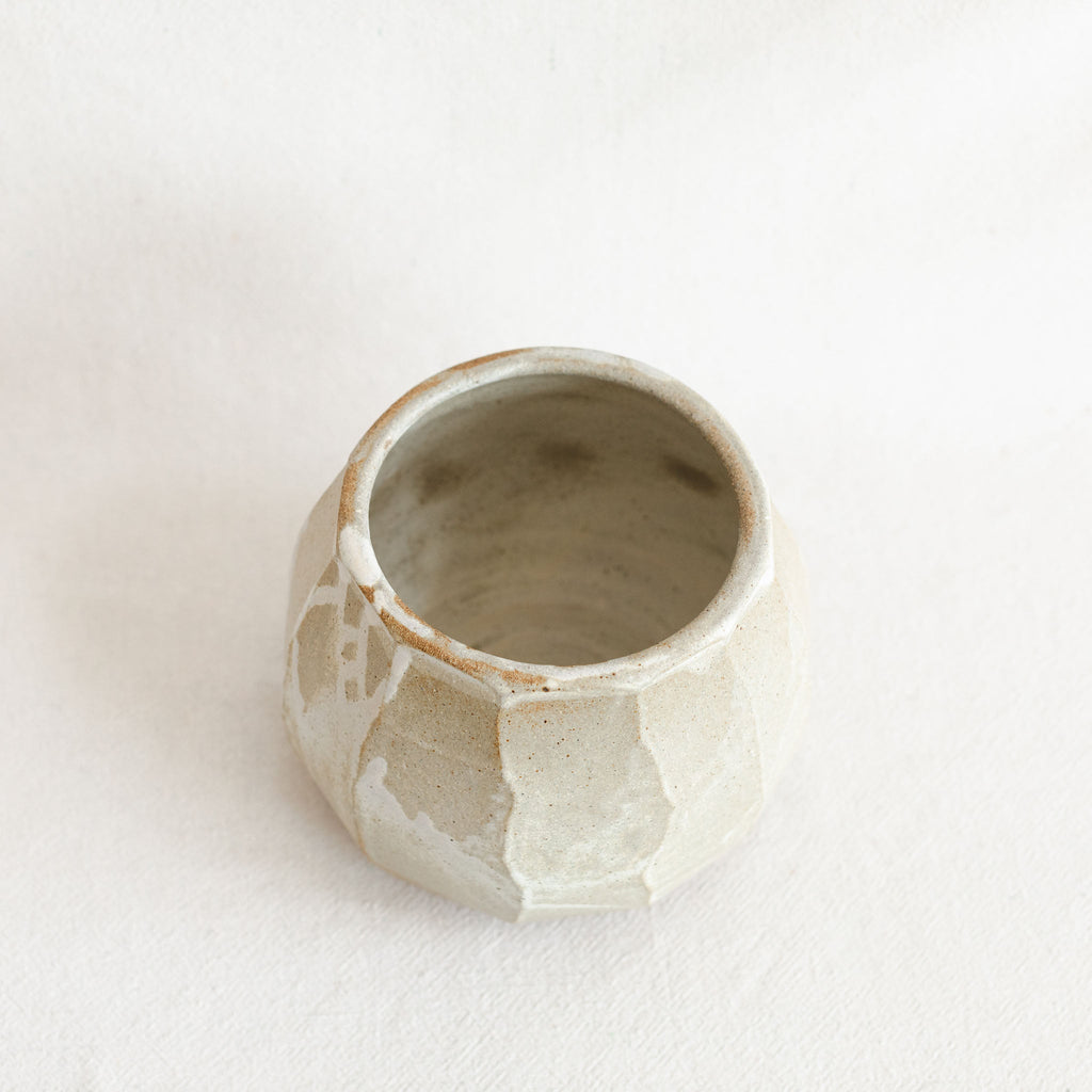Facet Planter | White