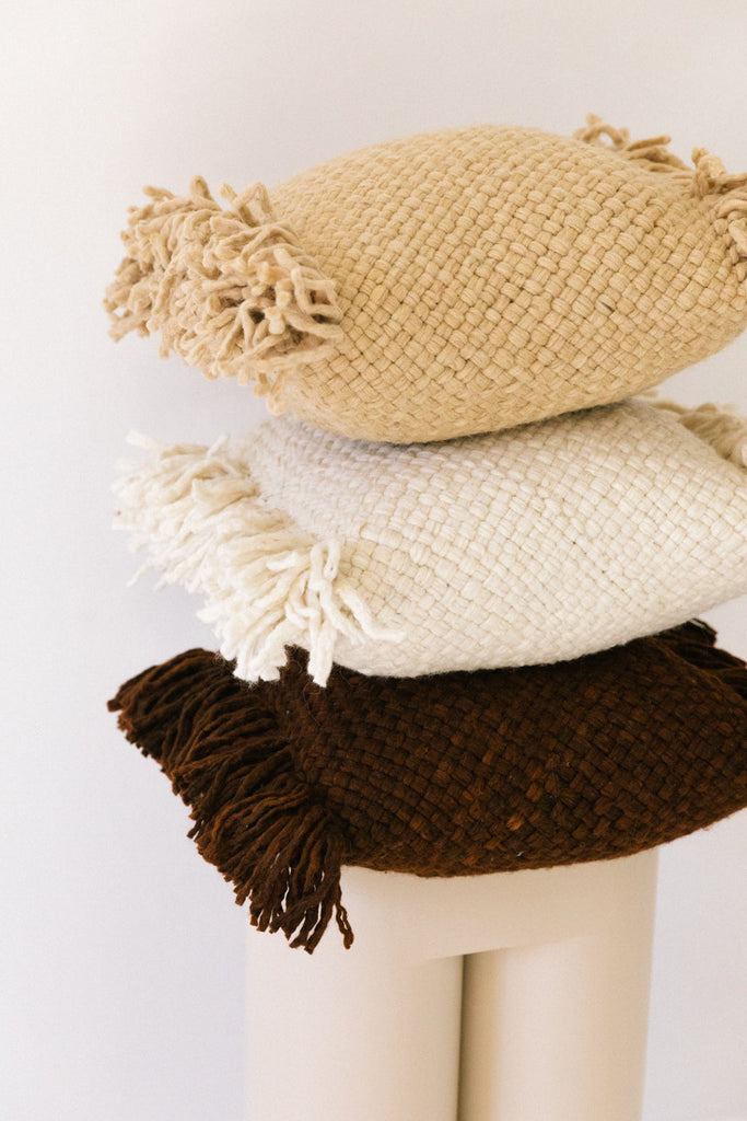 Classica Chunky Tassel Cushion | Natural