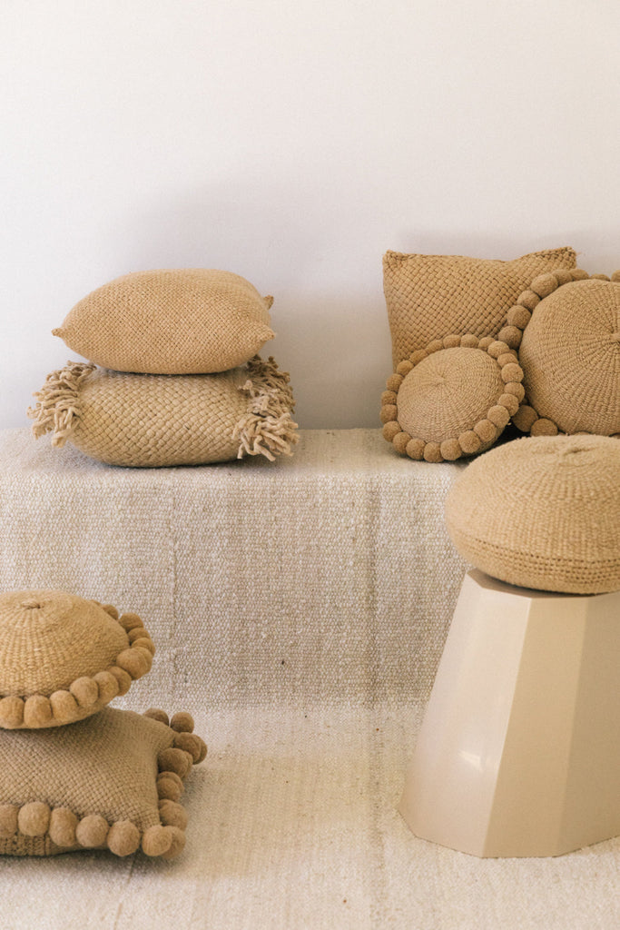 Classica Pom Pom Cushion Medium | Sand